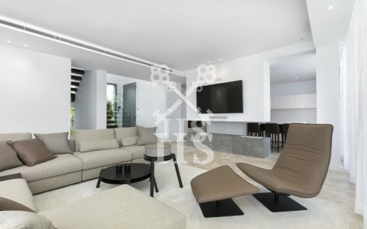 SYZYGY VILLA IN CANCELADA