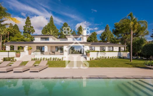 VILLA IN HACIENDA LAS CHAPAS
